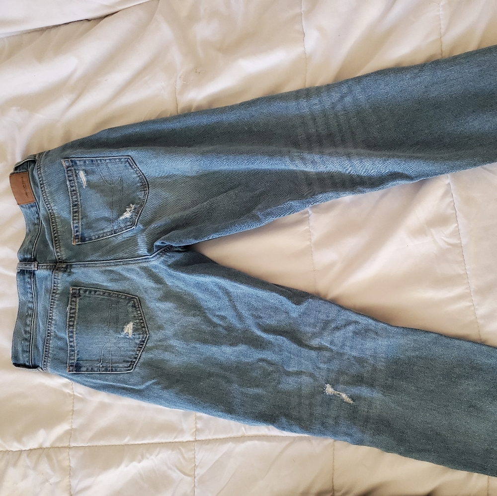 American Eagle Mom Jean